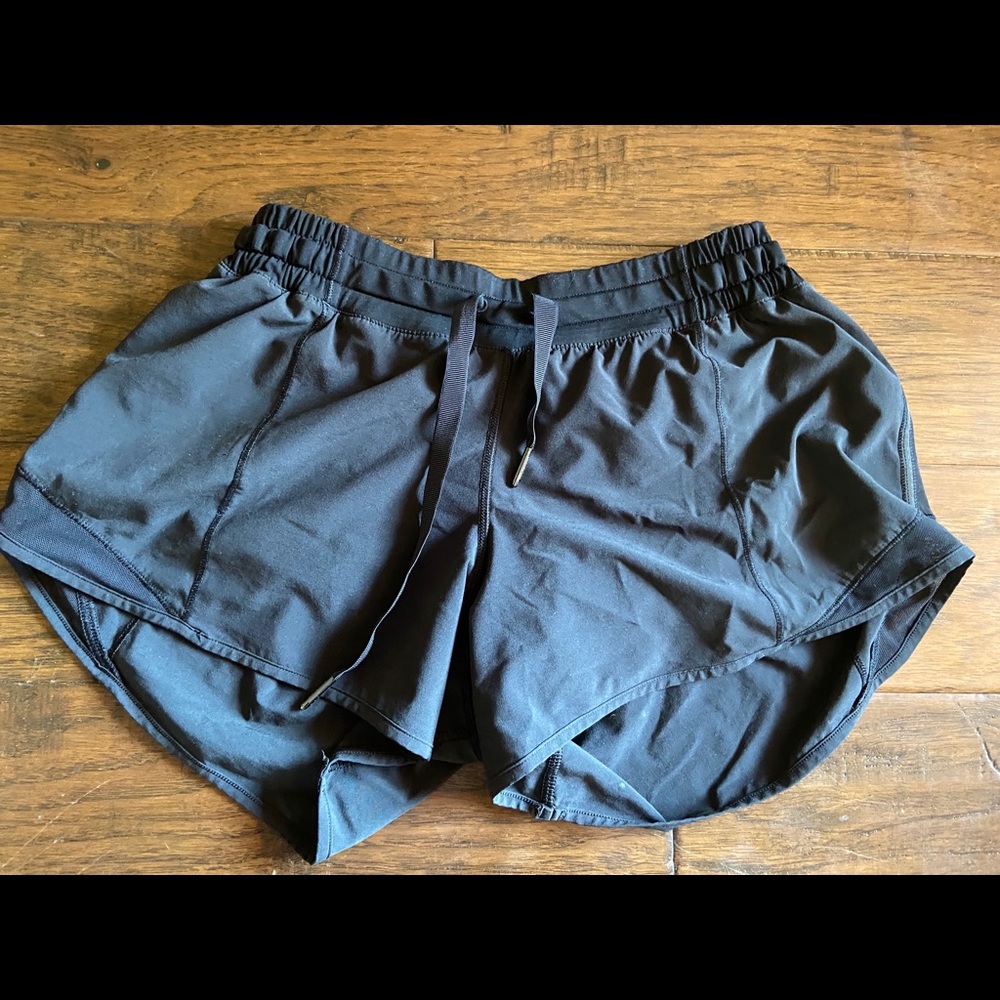 Lululemon hotty hot shorts